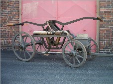 Anhänger der Feuerwehr früher